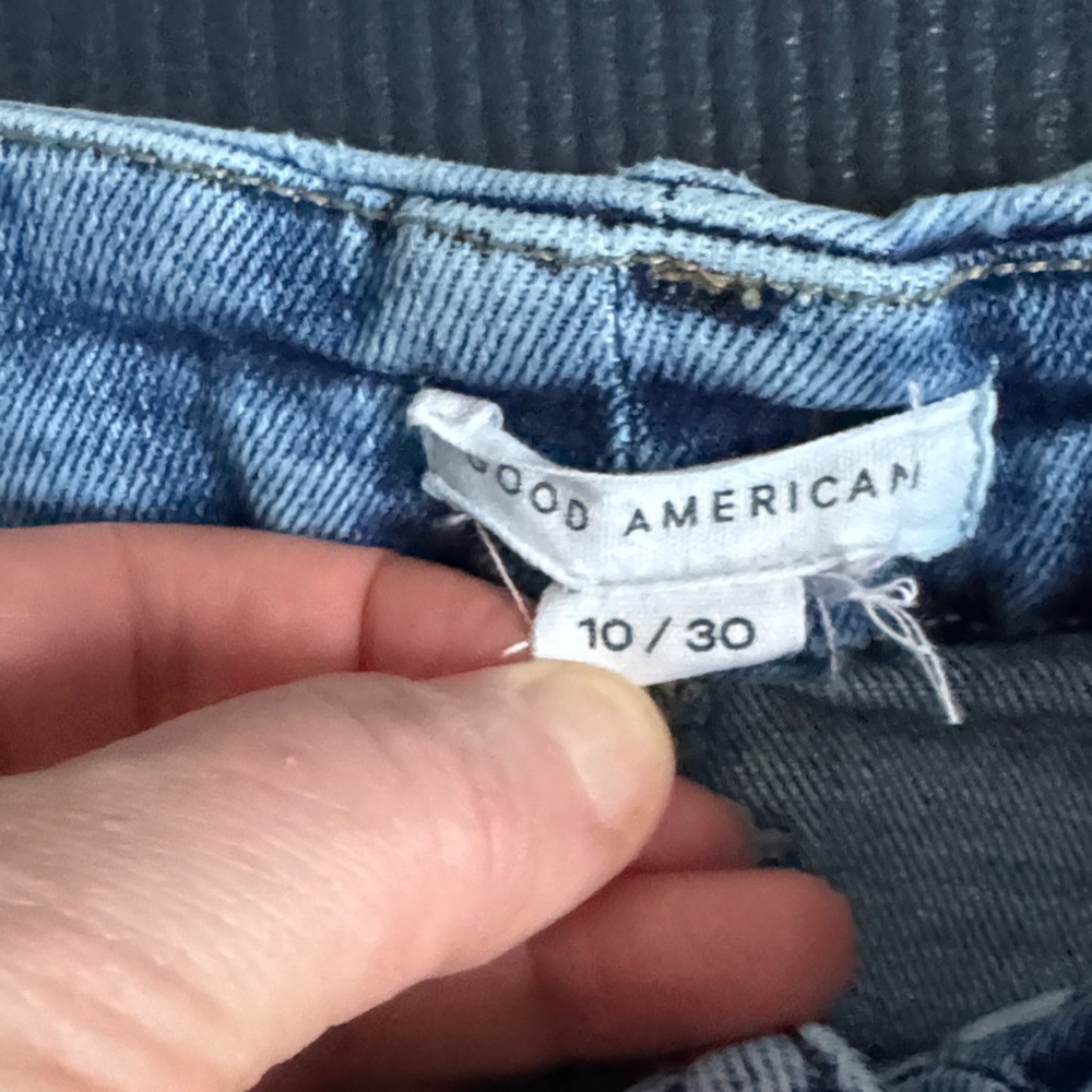 Good American Light Blue Denim Jeans, 10/30 - Picture 2 of 5